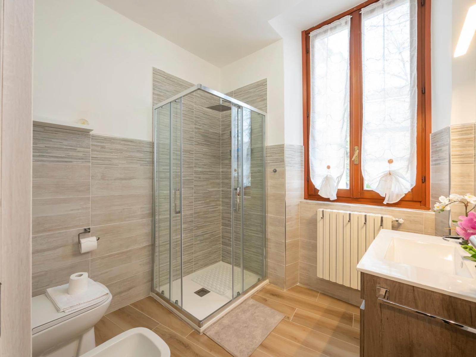 B&B La Ringhiera - Meda 43 Milano Eksteriør bilde